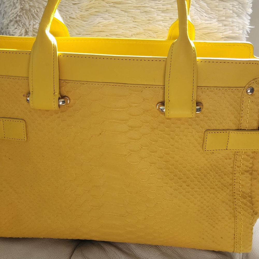 Coach Yellow Satchel Bag with Classic Design - Picture 2 of 6